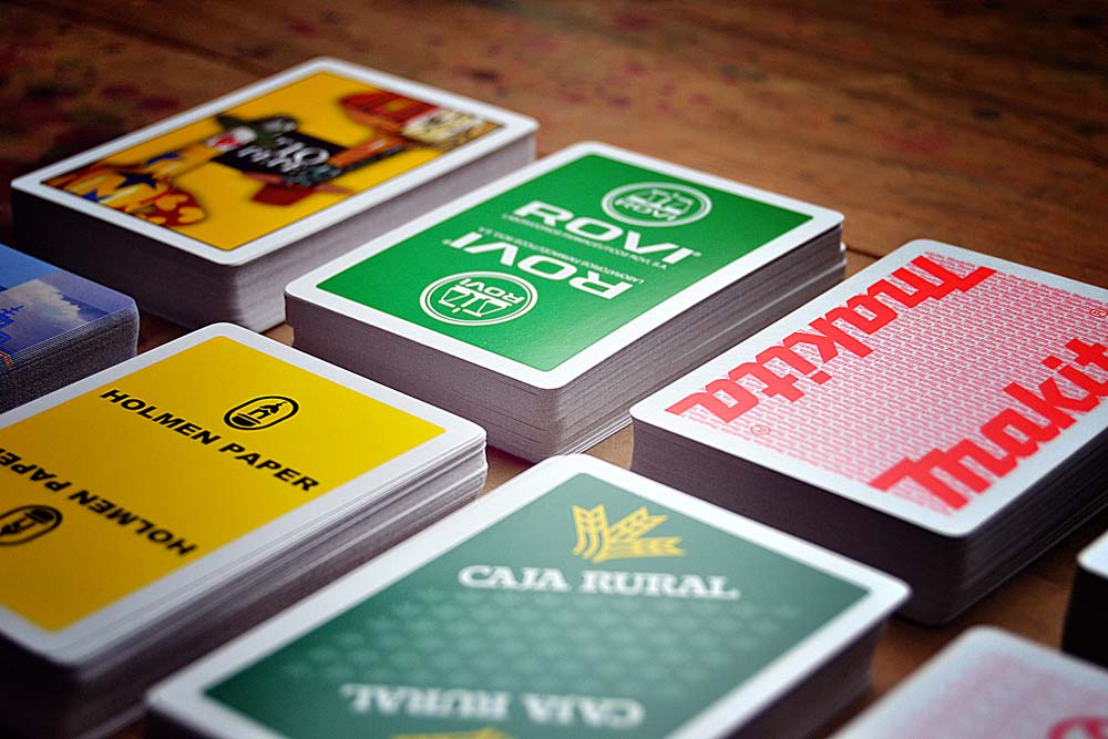 Spanish poker card cases detail