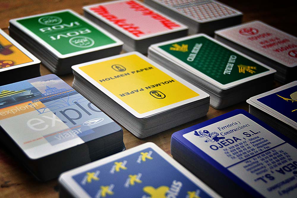 Spanish poker card cases detail