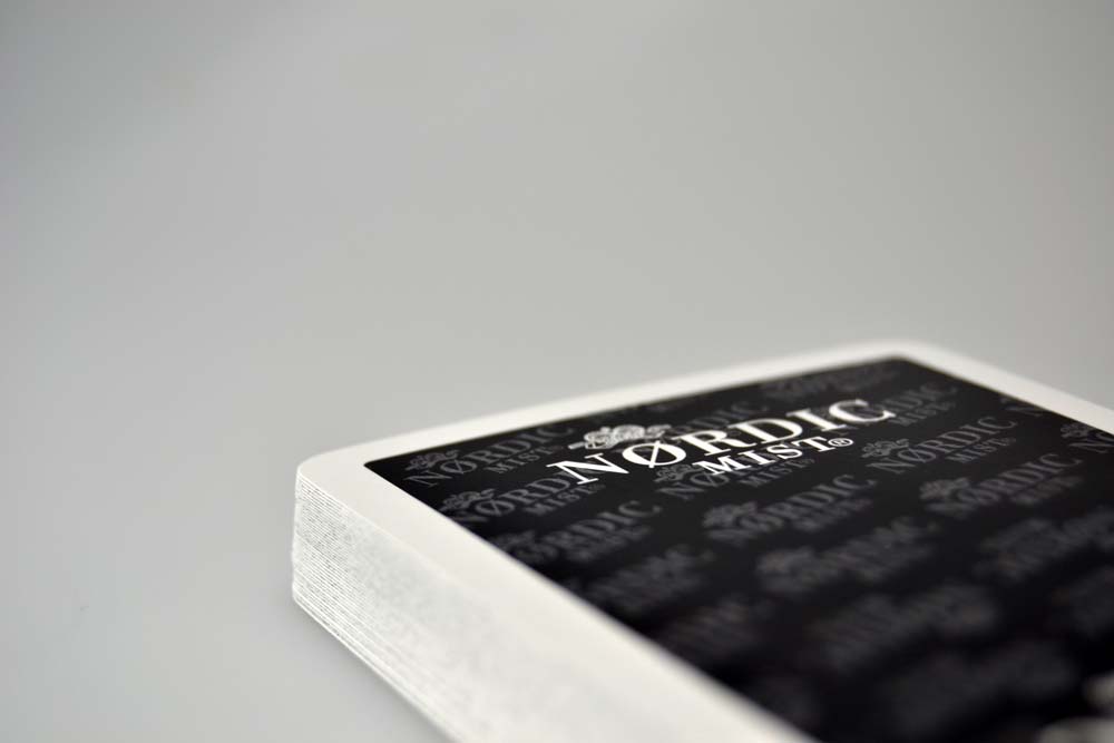 Promotional poker deck